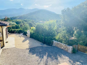 Casa del Colle, con parcheggio privato sul mare!